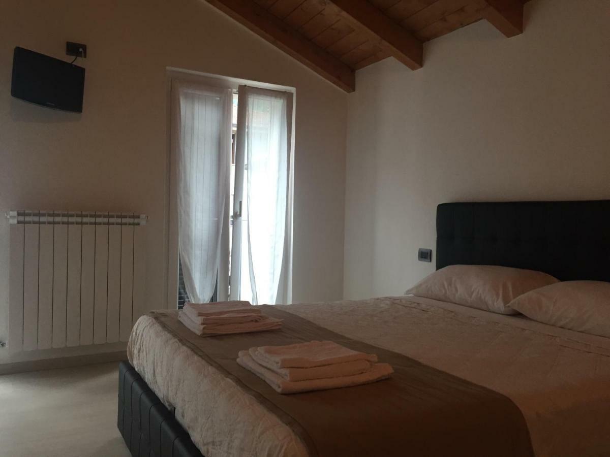 Apartamento Casa Stefania Mandello del Lario Exterior foto